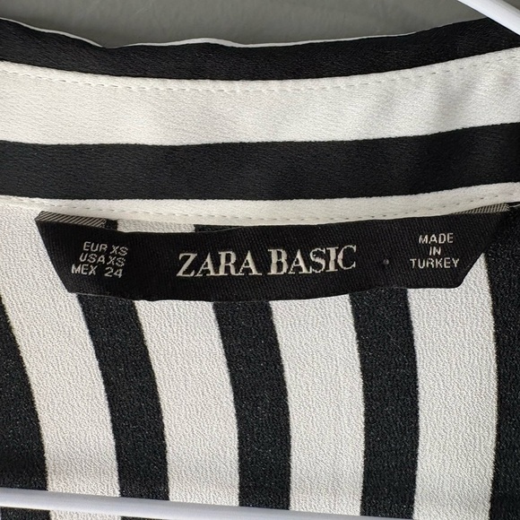 Zara, size xs, stripes blouse with inner lace details, 
Goth, Wednesday, emo - Picture 6 of 7